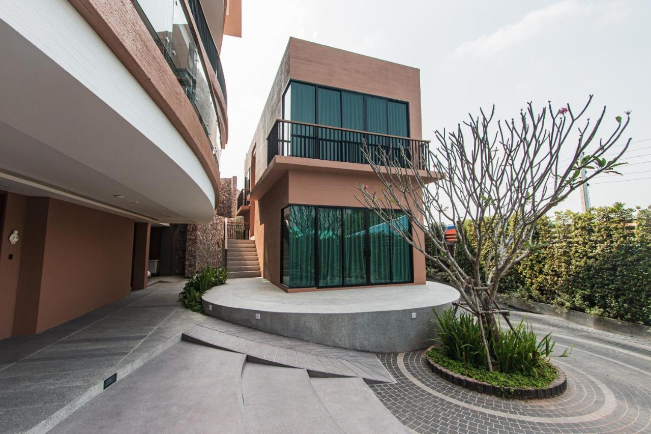 Rachabhura Hotel Ratchaburi Bagian luar foto