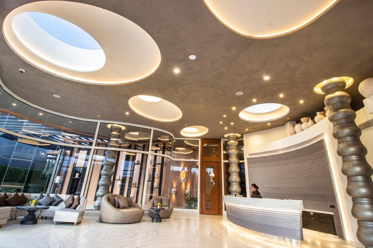 Rachabhura Hotel Ratchaburi Bagian luar foto